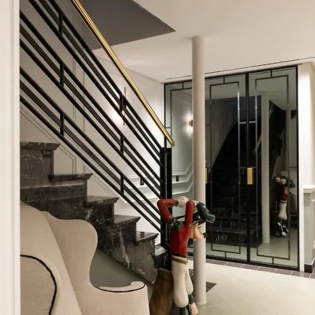 Highstay - Luxury Serviced - Poincare Villa