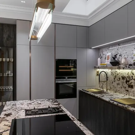 Highstay - Luxury Serviced - Poincare فيلة *