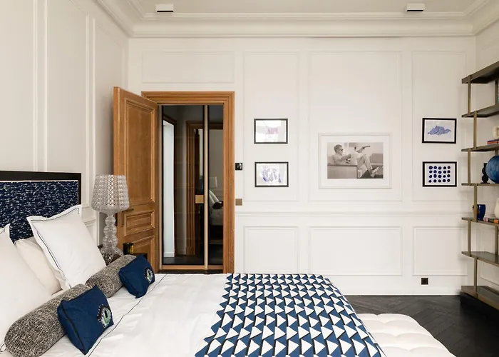 Highstay - Luxury Serviced - Poincare